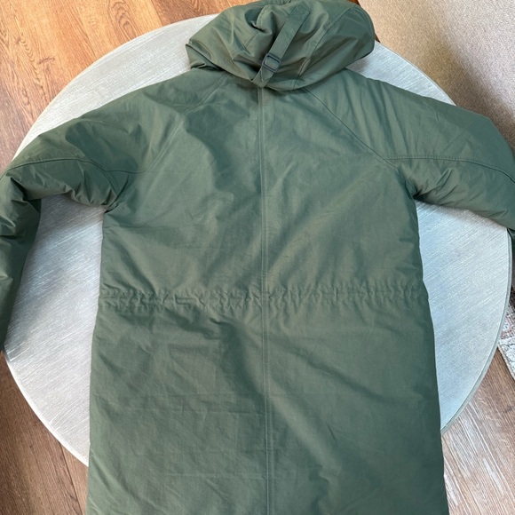 Everlane The Parka - Picture 6 of 9